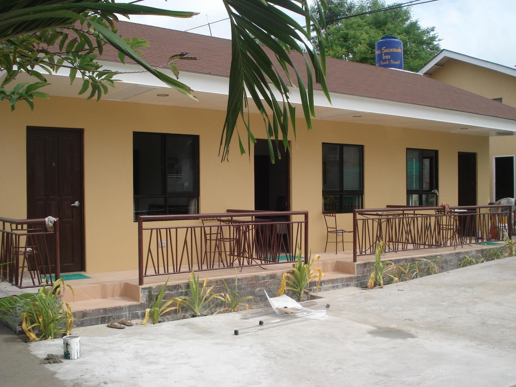 Palms Seaside Inn And Resort Medellin Exterior foto